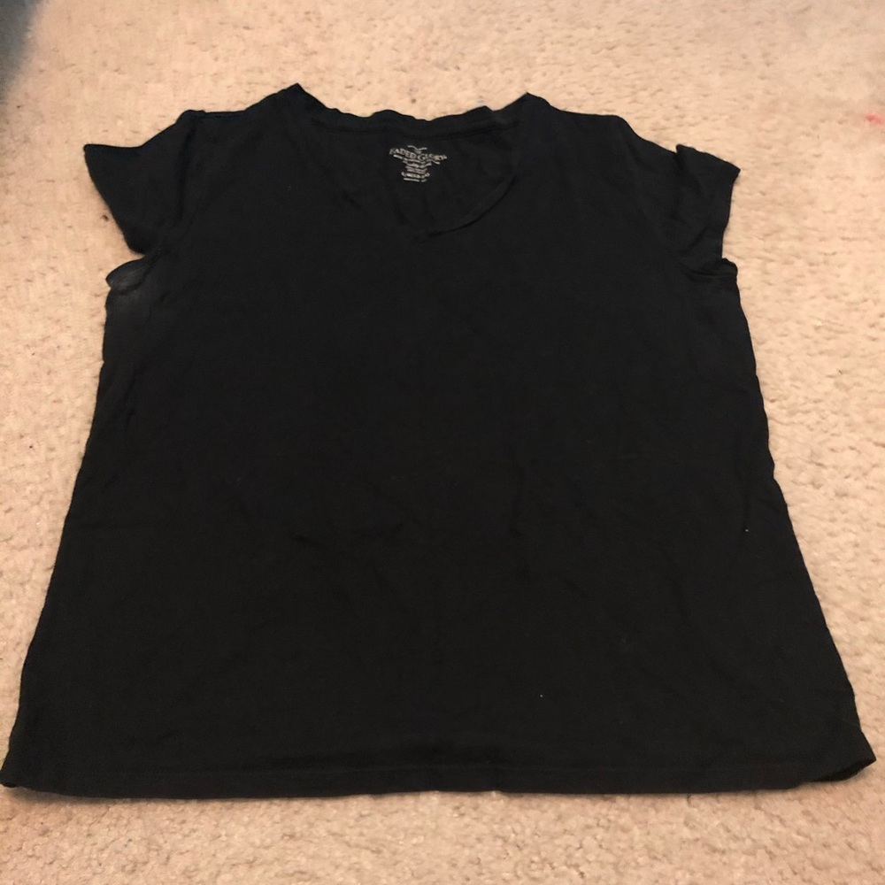Plain black tshirt
